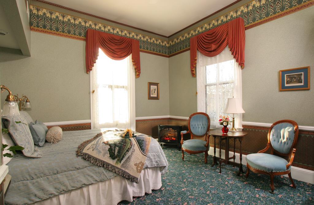The Queen Victoria Cape May Exterior photo