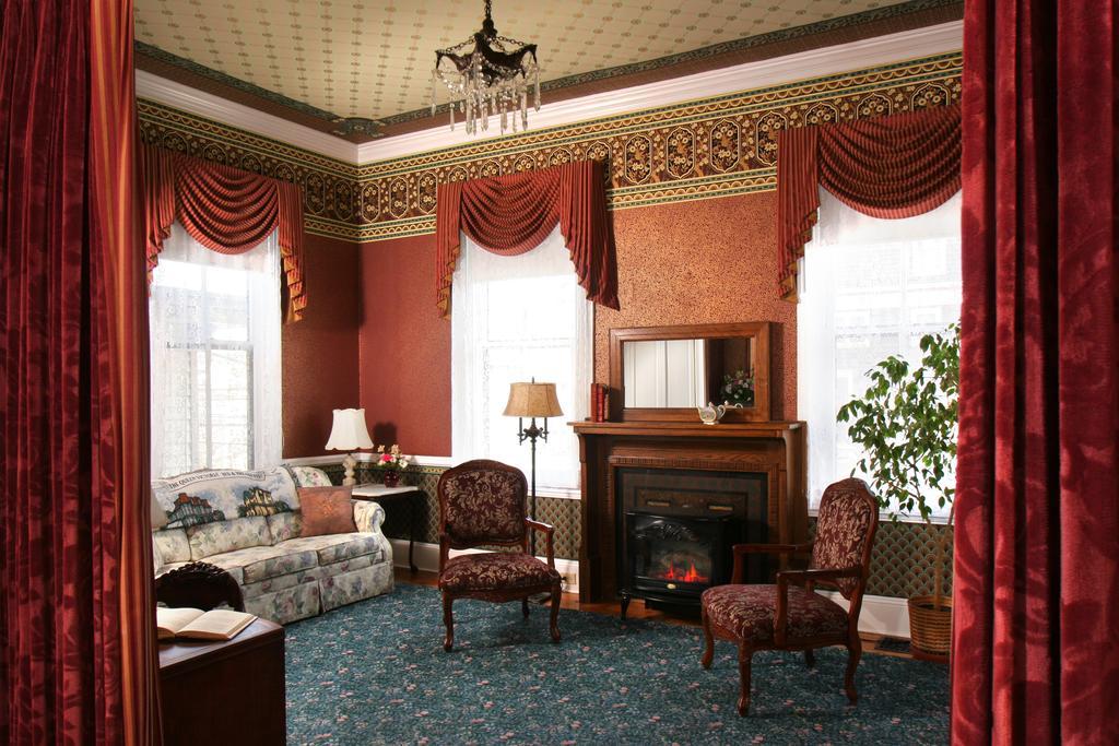 The Queen Victoria Cape May Exterior photo