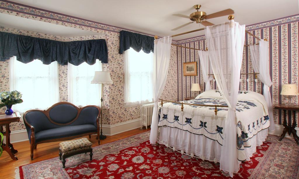 The Queen Victoria Cape May Exterior photo